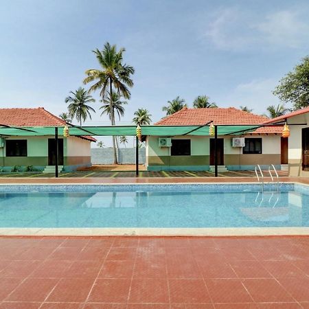 Vaccinated Staff - Capital O 77266 Light House Beach Resort Pangala المظهر الخارجي الصورة